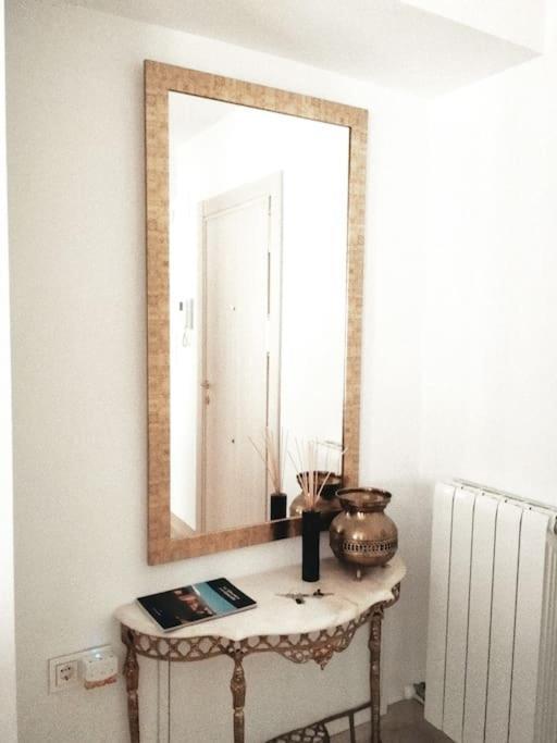 Center Wifi Parking Free Appartement Granada Buitenkant foto