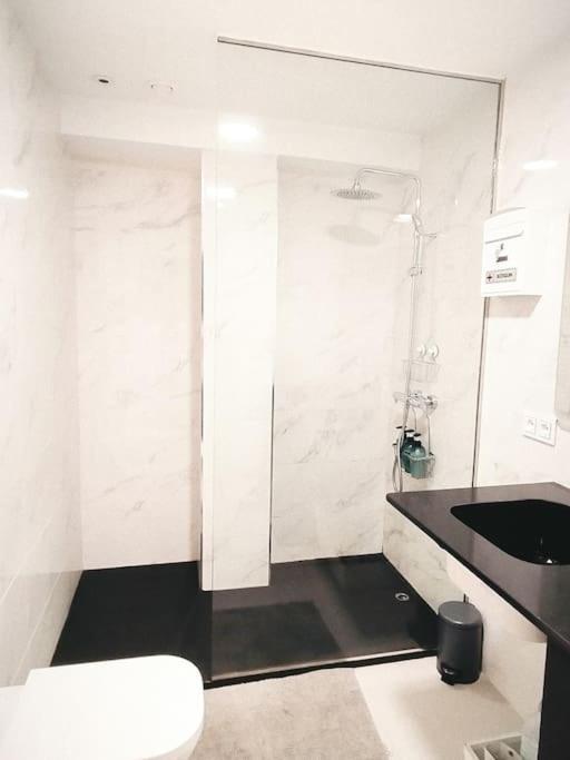 Center Wifi Parking Free Appartement Granada Buitenkant foto