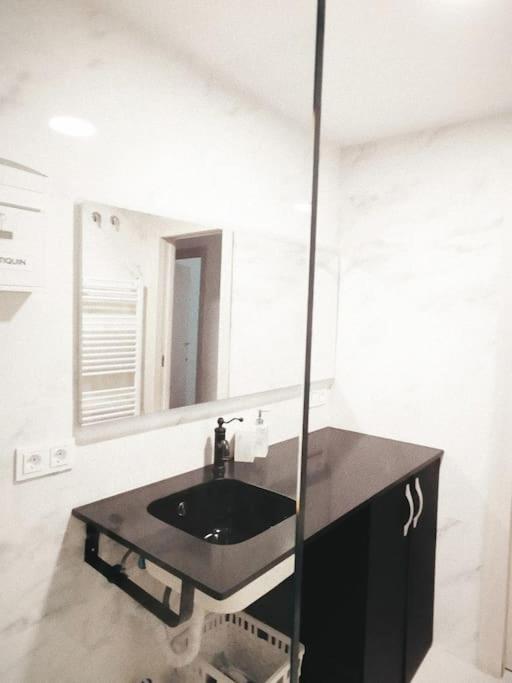 Center Wifi Parking Free Appartement Granada Buitenkant foto